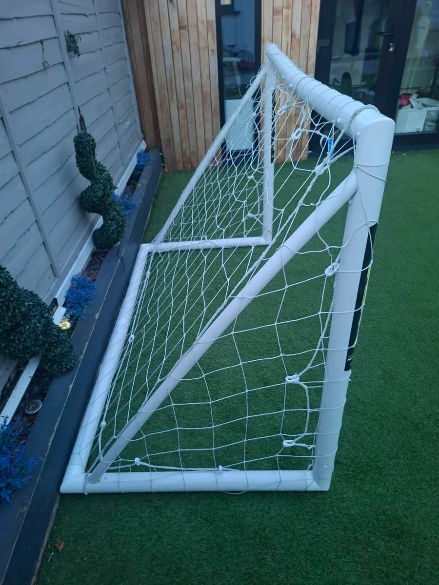 FORZA 6 x 4 ft Football Goal and Target Sheet - Image 3
