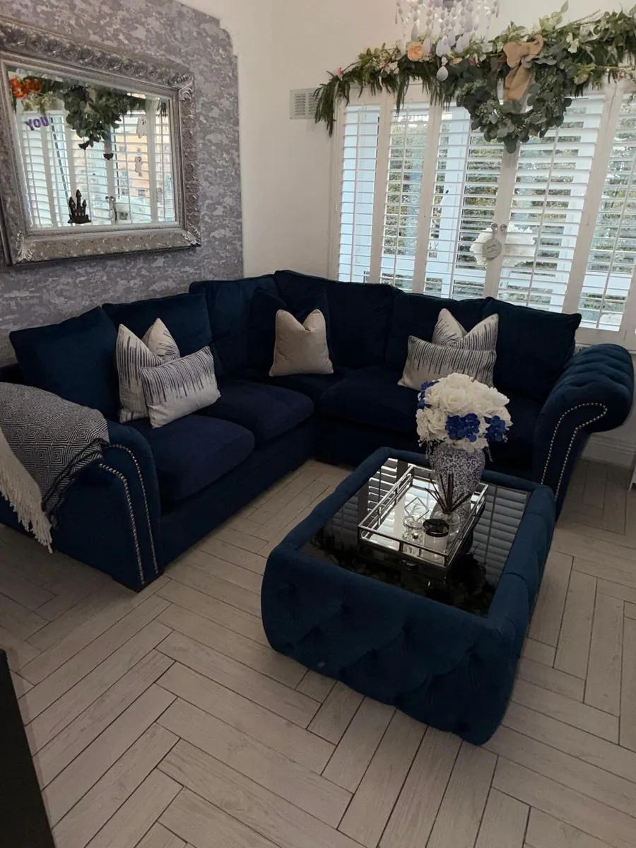 Sofa - Image 2