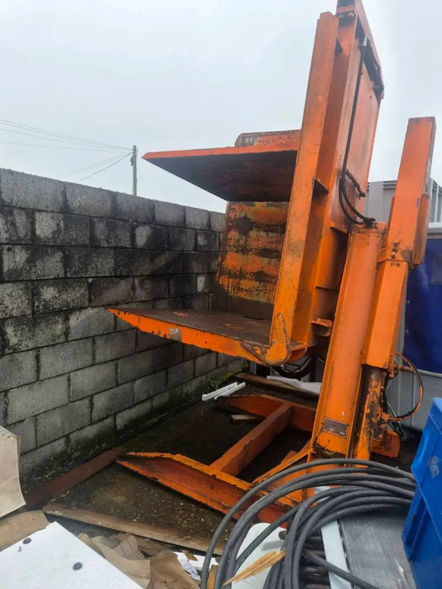 Pallet inverter - Image 3