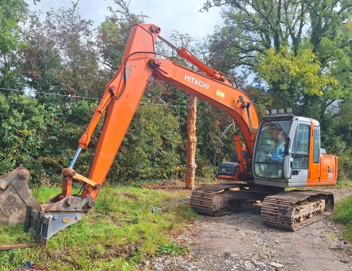 Hitachi 130 - Image 4