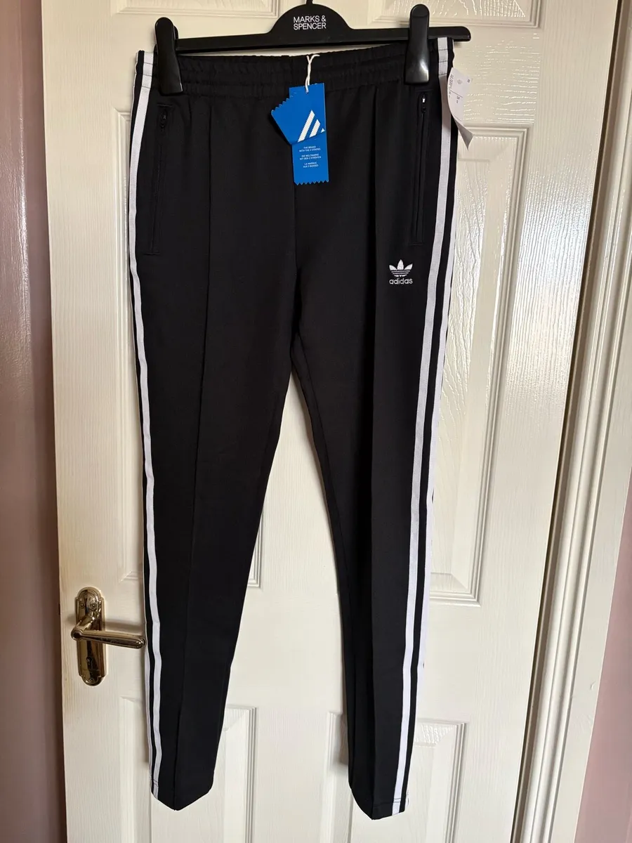 Adidas bottoms - Image 2
