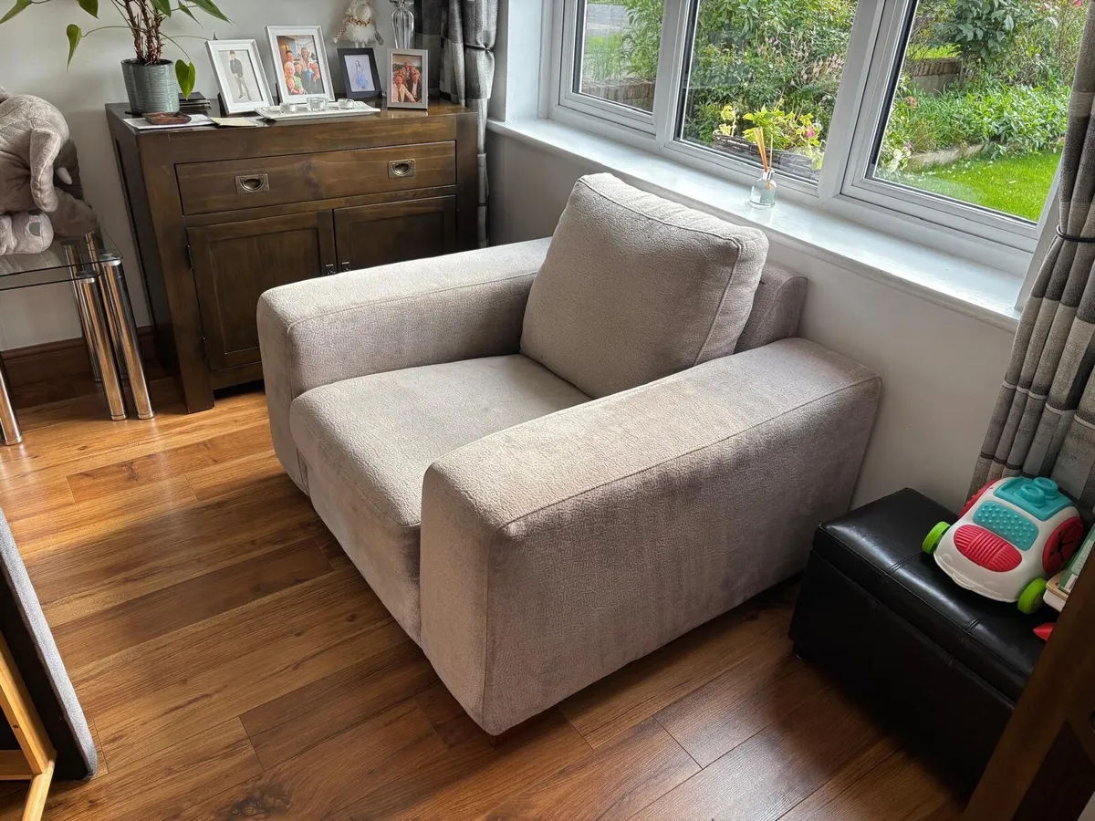 Sofa and armchair - Image 3