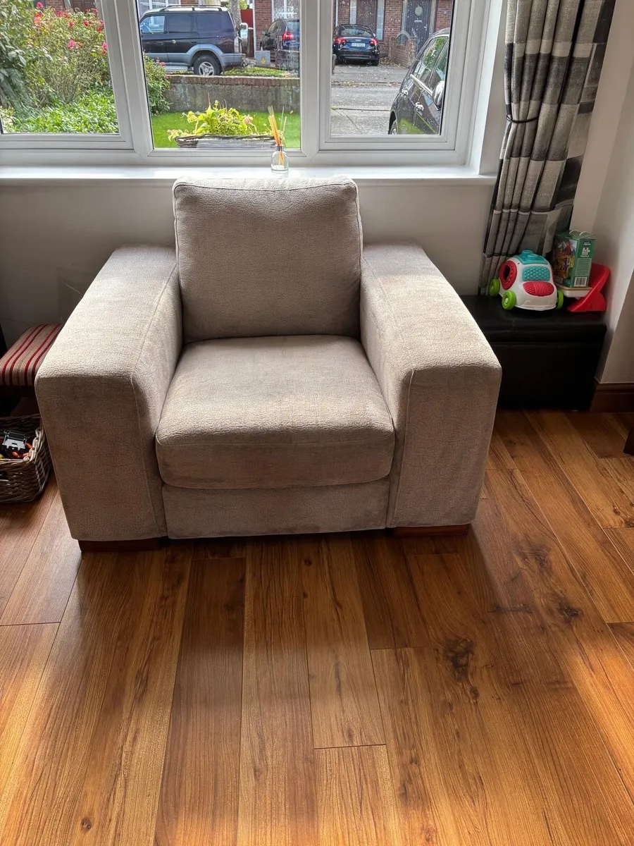 Sofa and armchair - Image 4