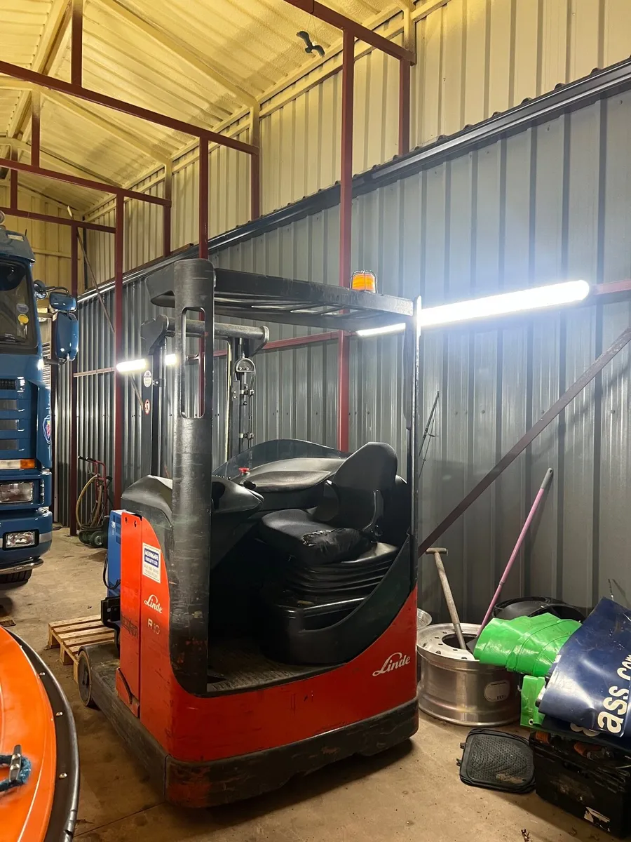 Forklift Linde R10.  2004 year - Image 2