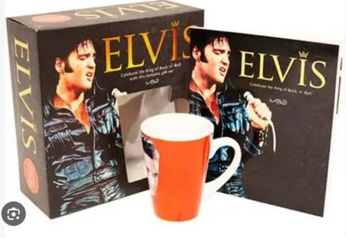 Elvis:   The  King Of Rock 'N' Roll. - Image 1