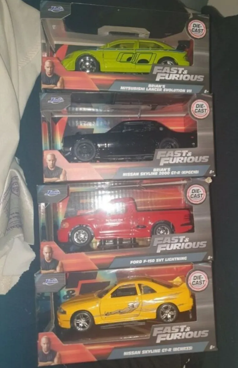 4 DIECAST MODELS FAST AND FURIOUS