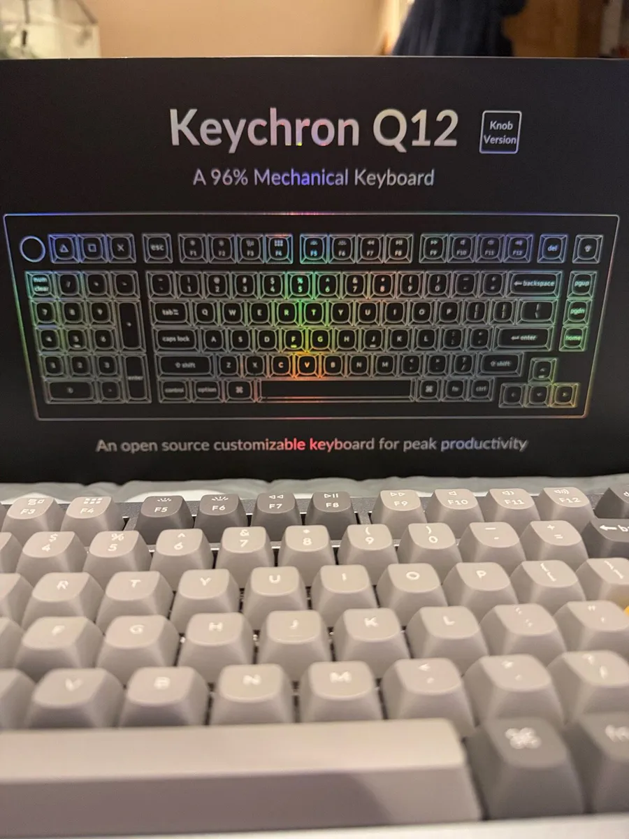 Keychron q12 keyboard - Image 4