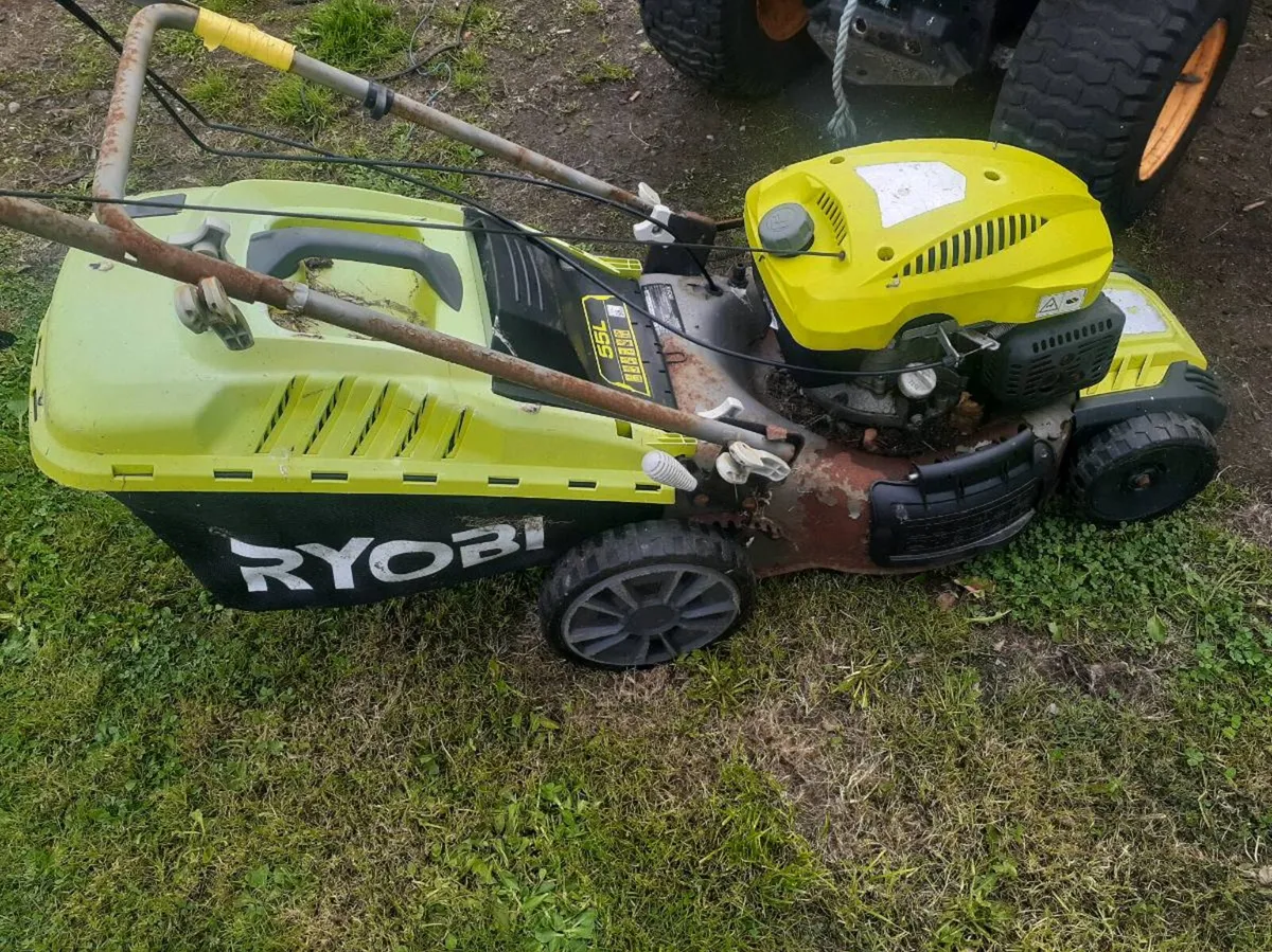 Lawnmower