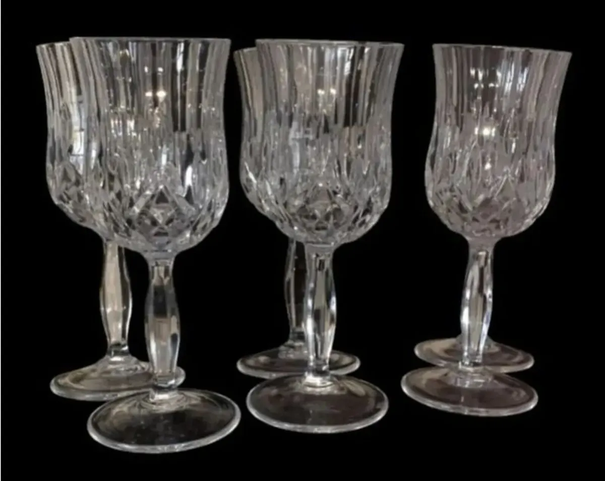 Pristine Unused Set of 6 RCR Opera Crystal Glasses - Image 1