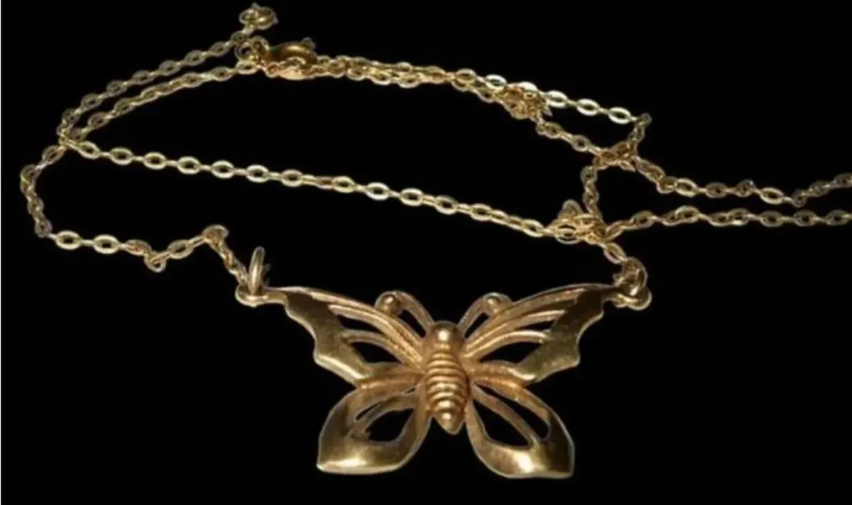 Vintage Hallmarked 9ct Gold Pendant & Chain - Image 4