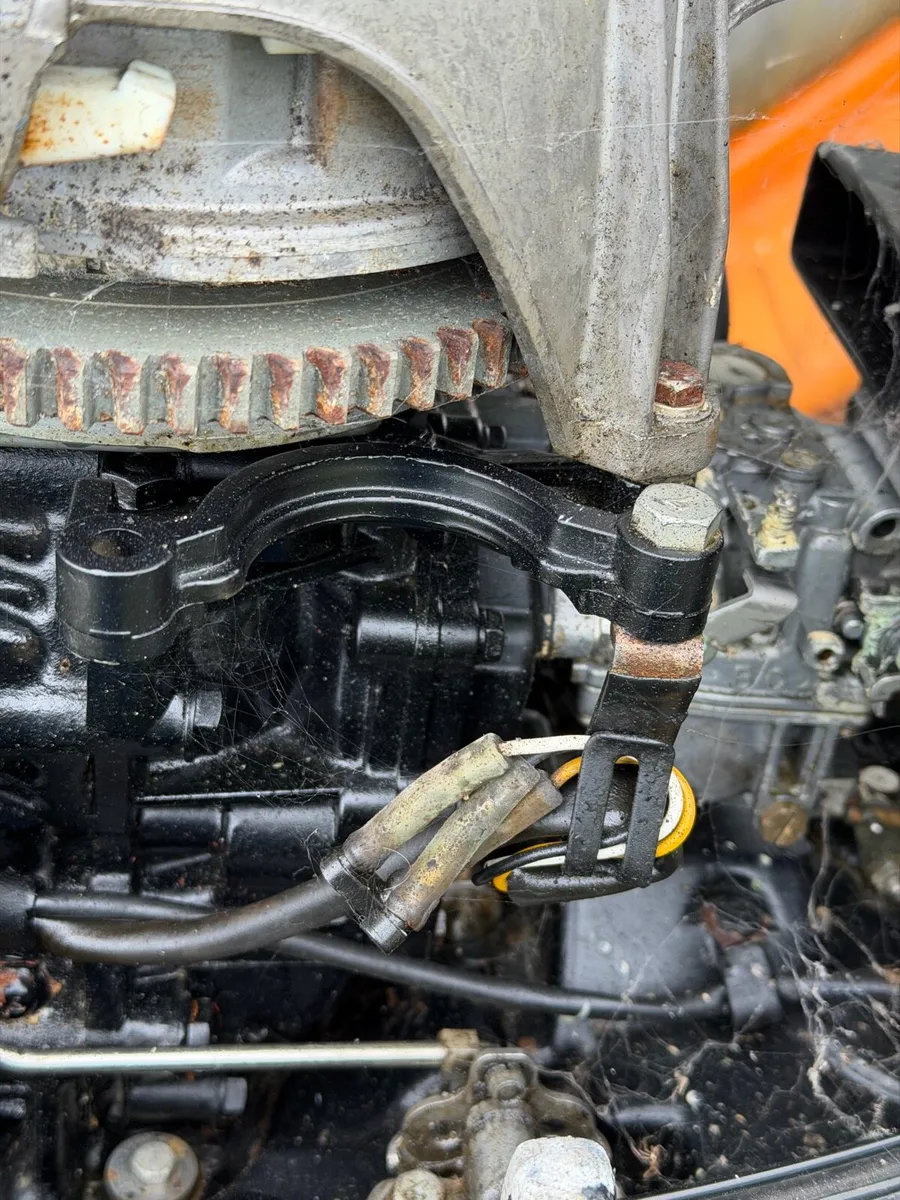 Mariner 30hp outboard engine or trailer. - Image 3
