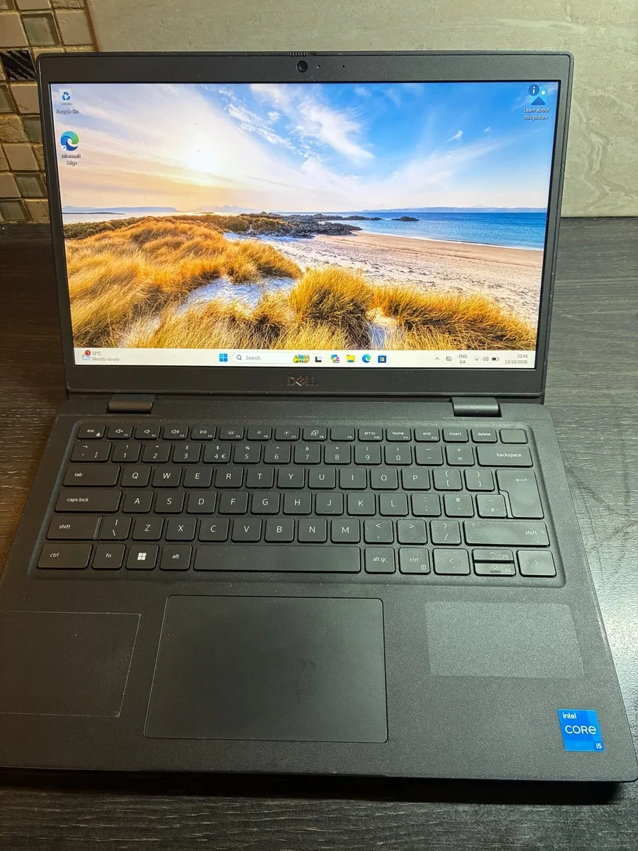 Dell Latitude 3420 - Image 1