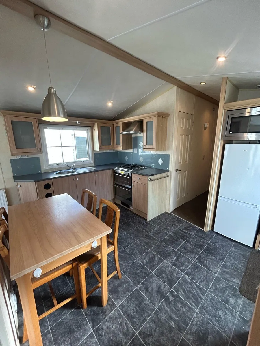 BK BLUEBIRD SHERATON @ HUDSONS KILDARE MOBILE HOME - Image 4