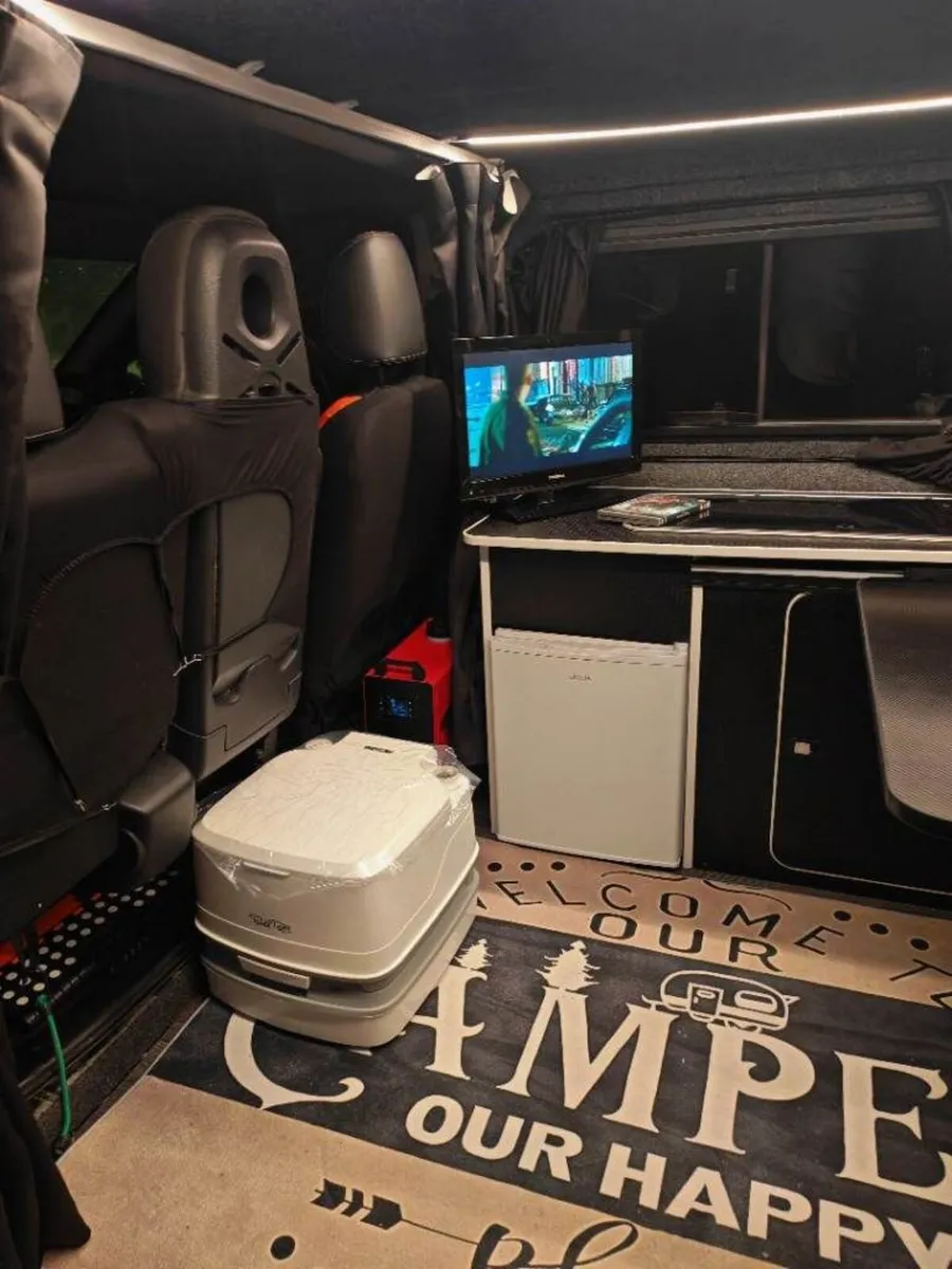 2015 Vauxhall Vivaro 1.6CDTI  Sportive / Campervan - Image 3