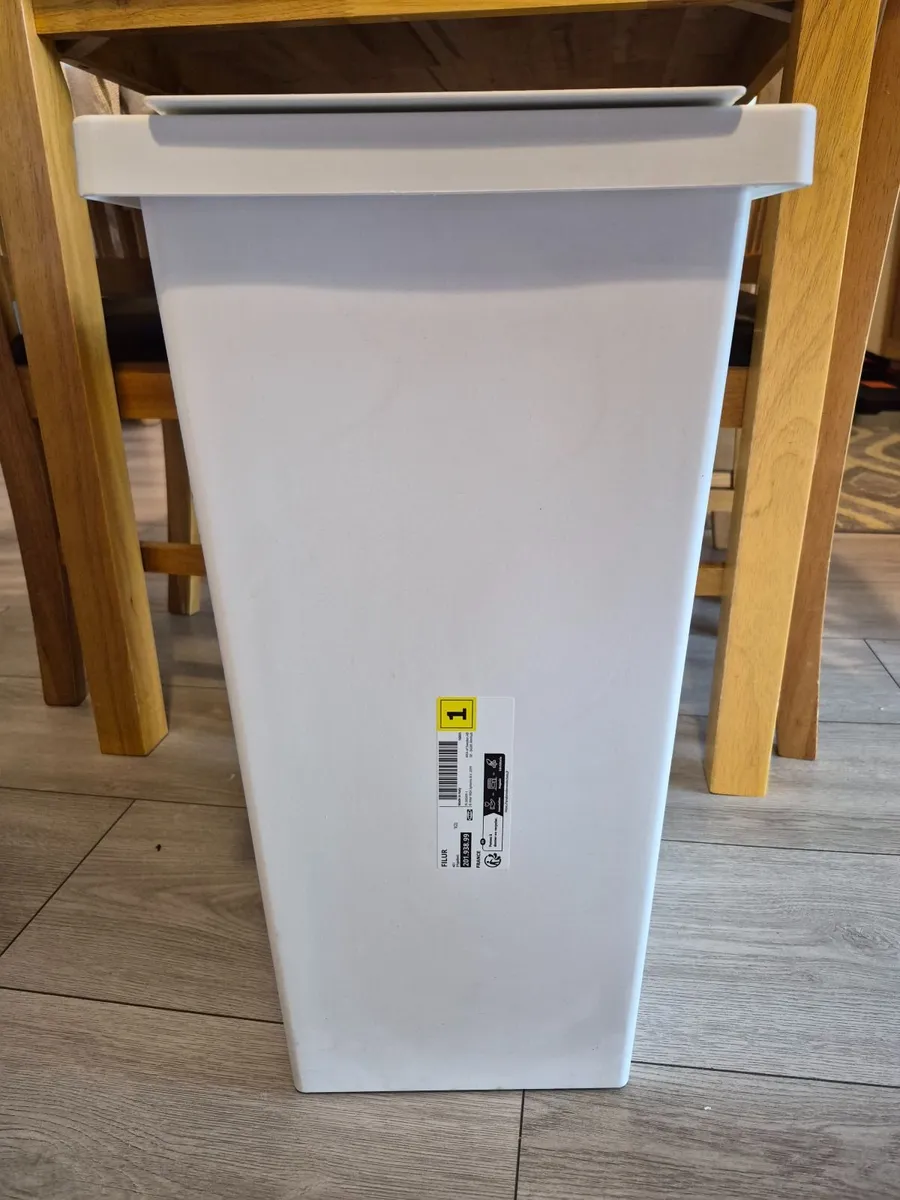 Ikea bin  with led 42 L - Image 2