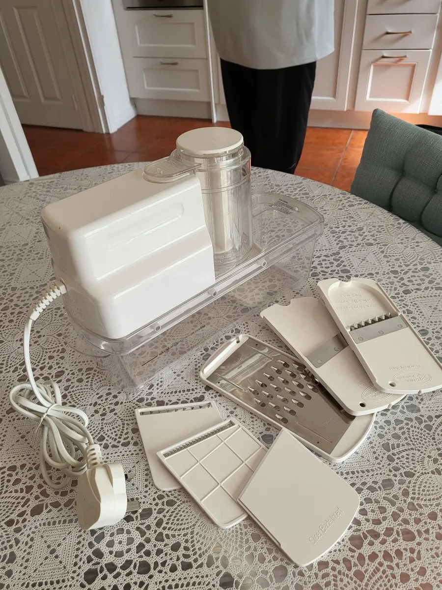 All Purpose Grater / Slicer / Chipper Machine - Image 1