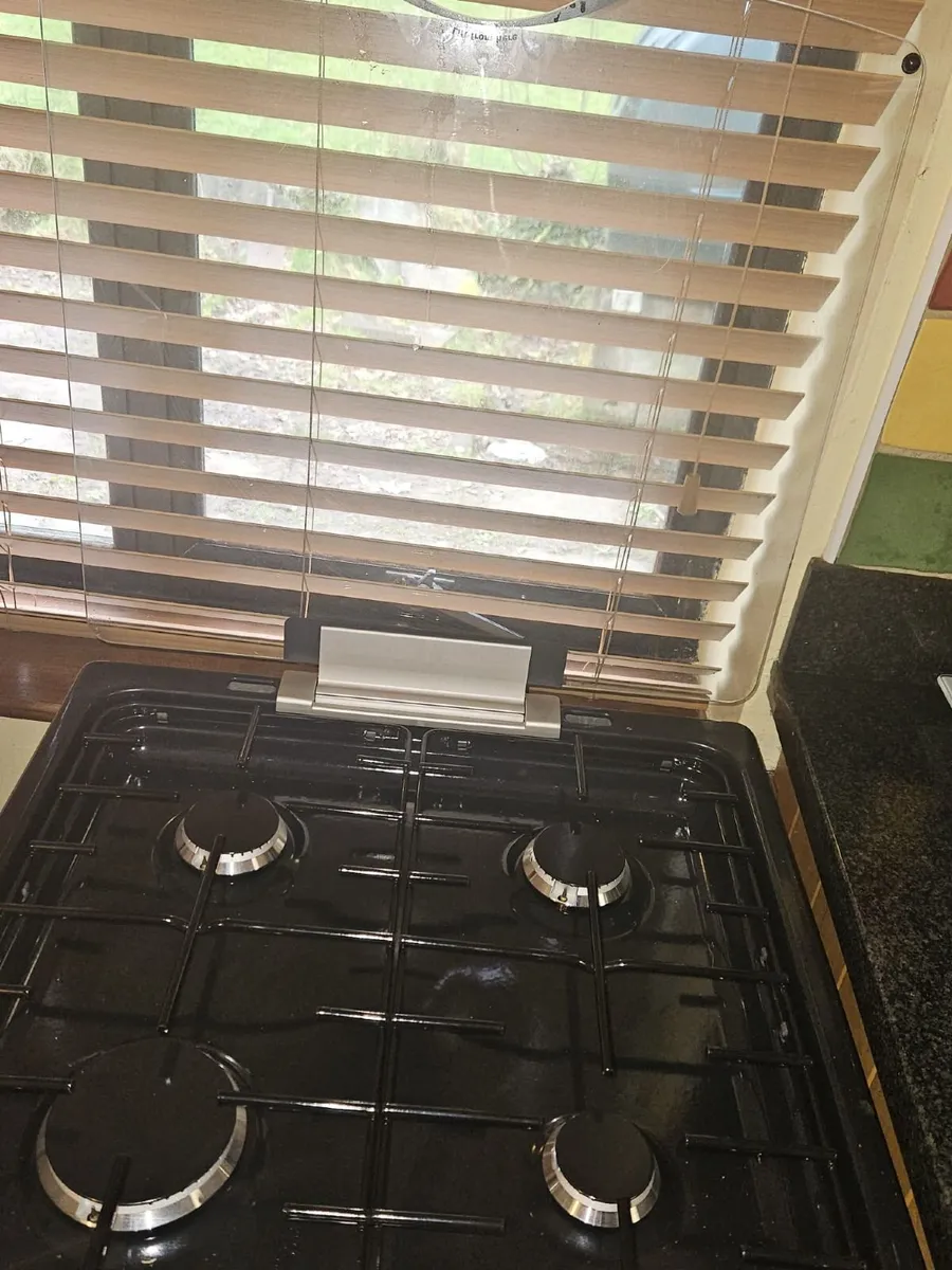 Gas Cooker - Image 4