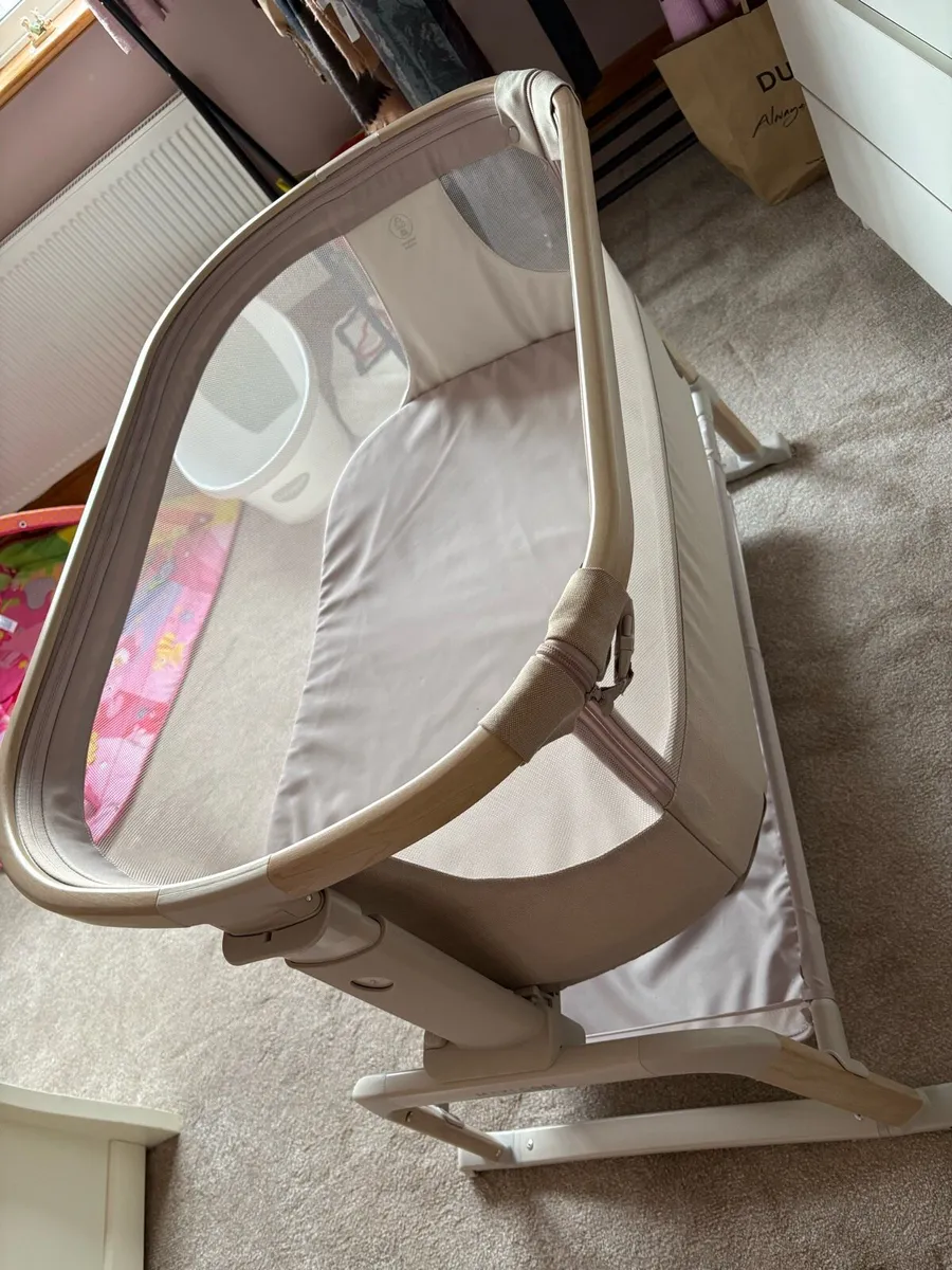 Maxi Cosi Iora Next to me cot - Image 2