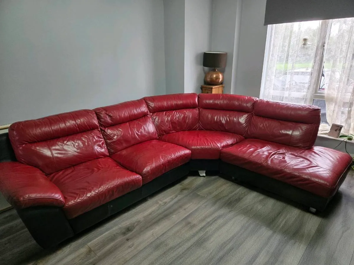 Corner sofa - Image 1