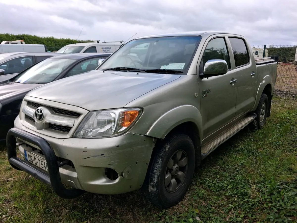 06 toyota hiluc - Image 2