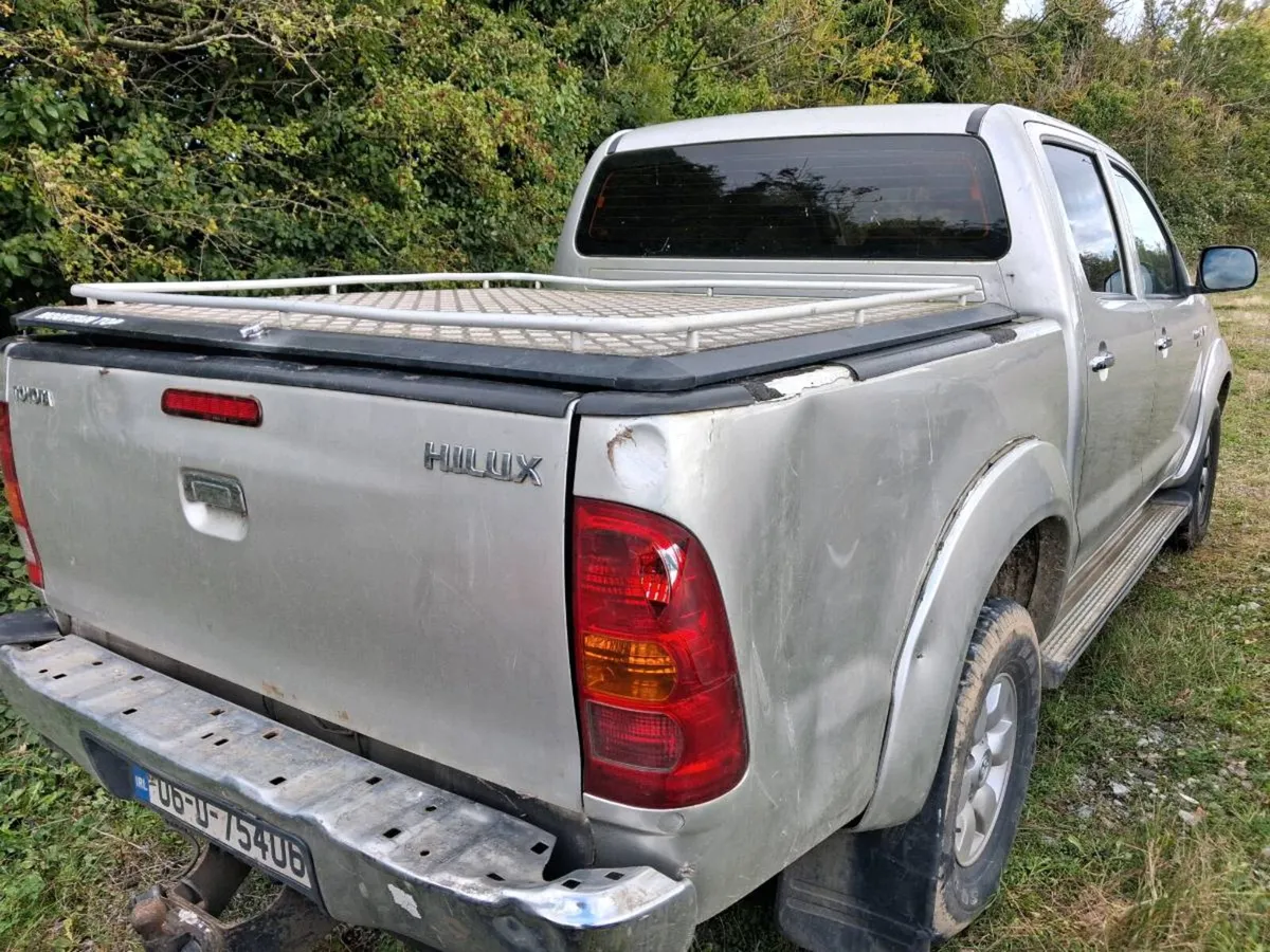 06 toyota hiluc - Image 3
