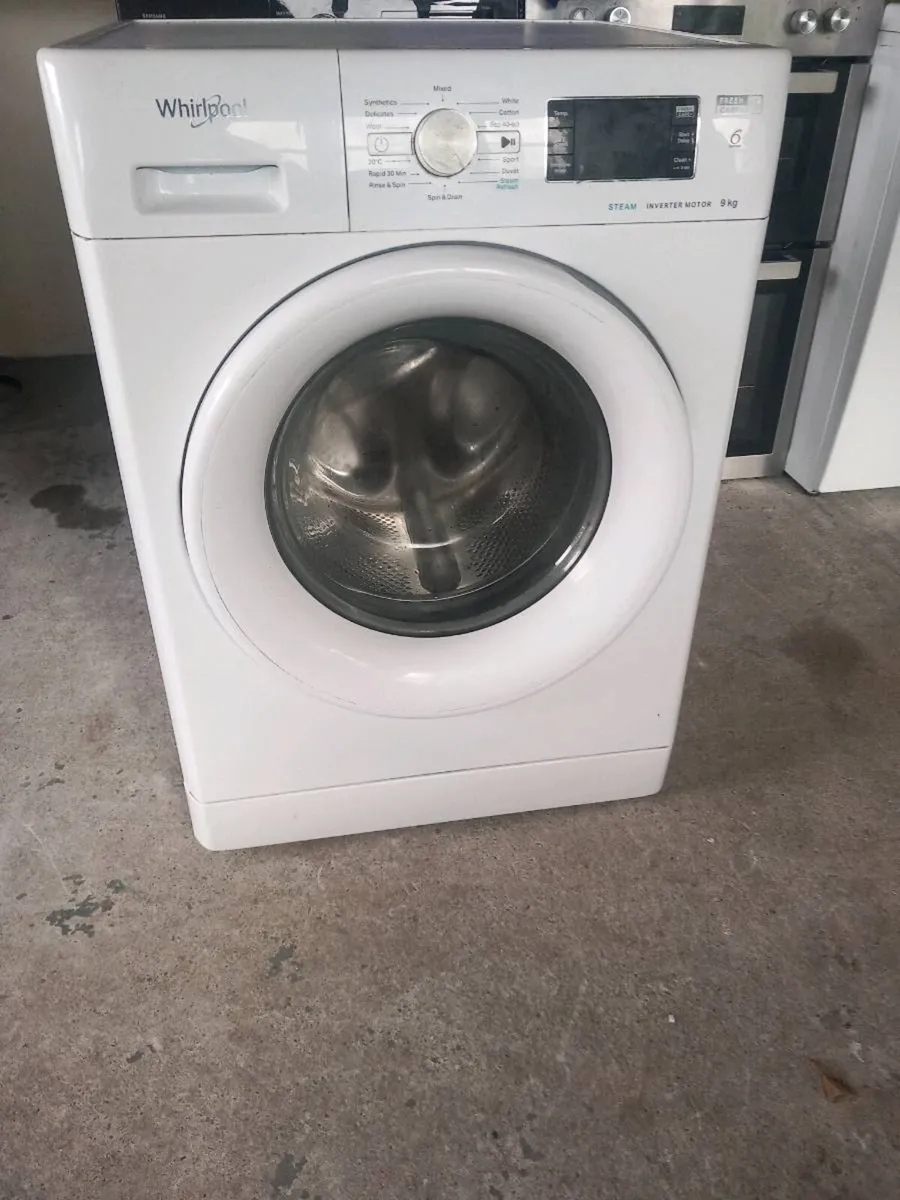 Whirlpool 9kg washing machine - Image 1