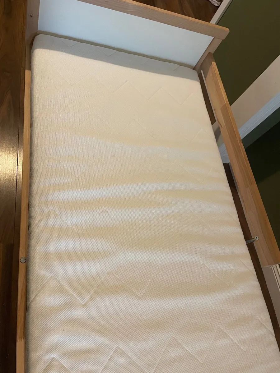 Toddler bed - Image 3