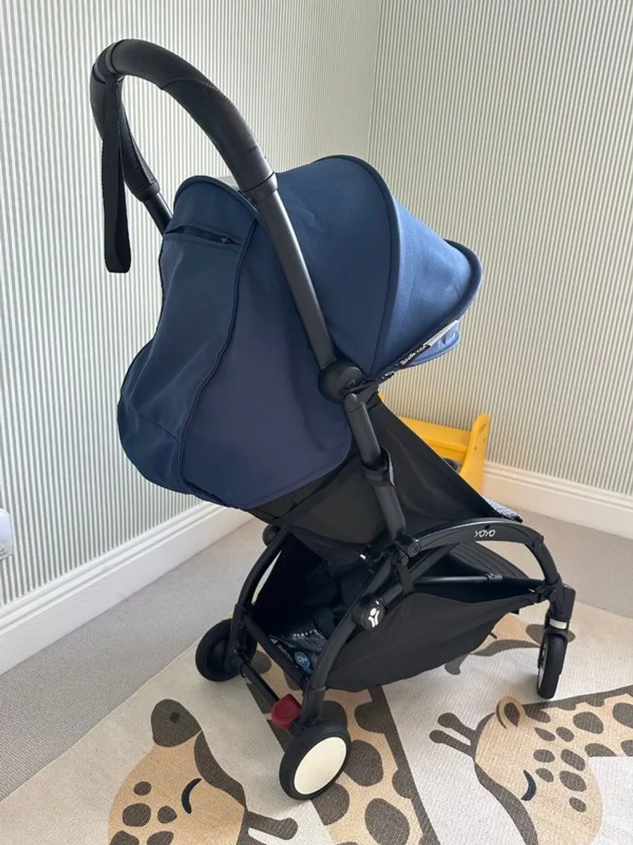 Babyzen YOYO Stroller - Navy Blue - Image 2