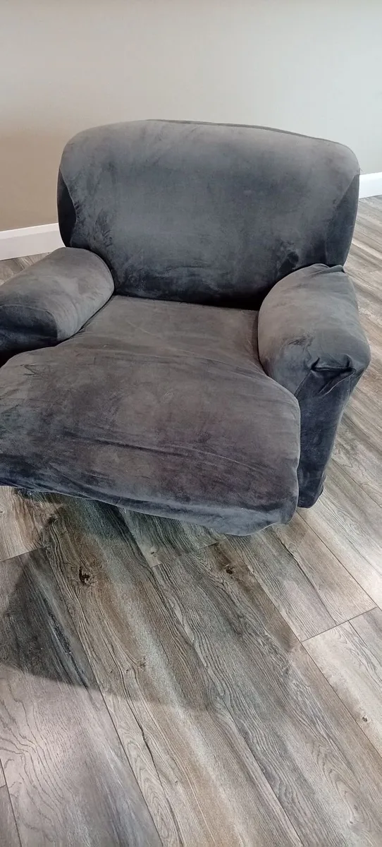 Couch - Image 3