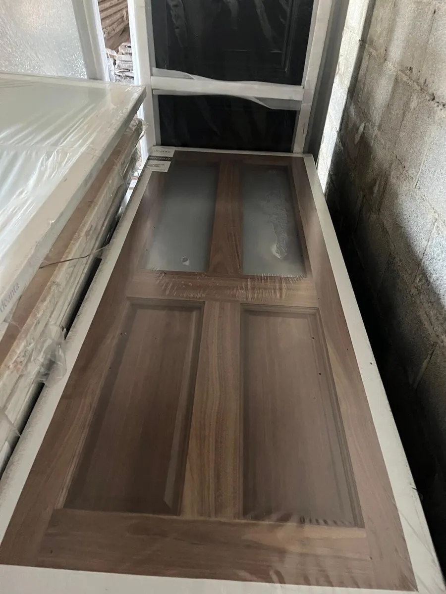 LARGE SELECTION OF BRAND NEW INTERNAL DOORS - Image 3