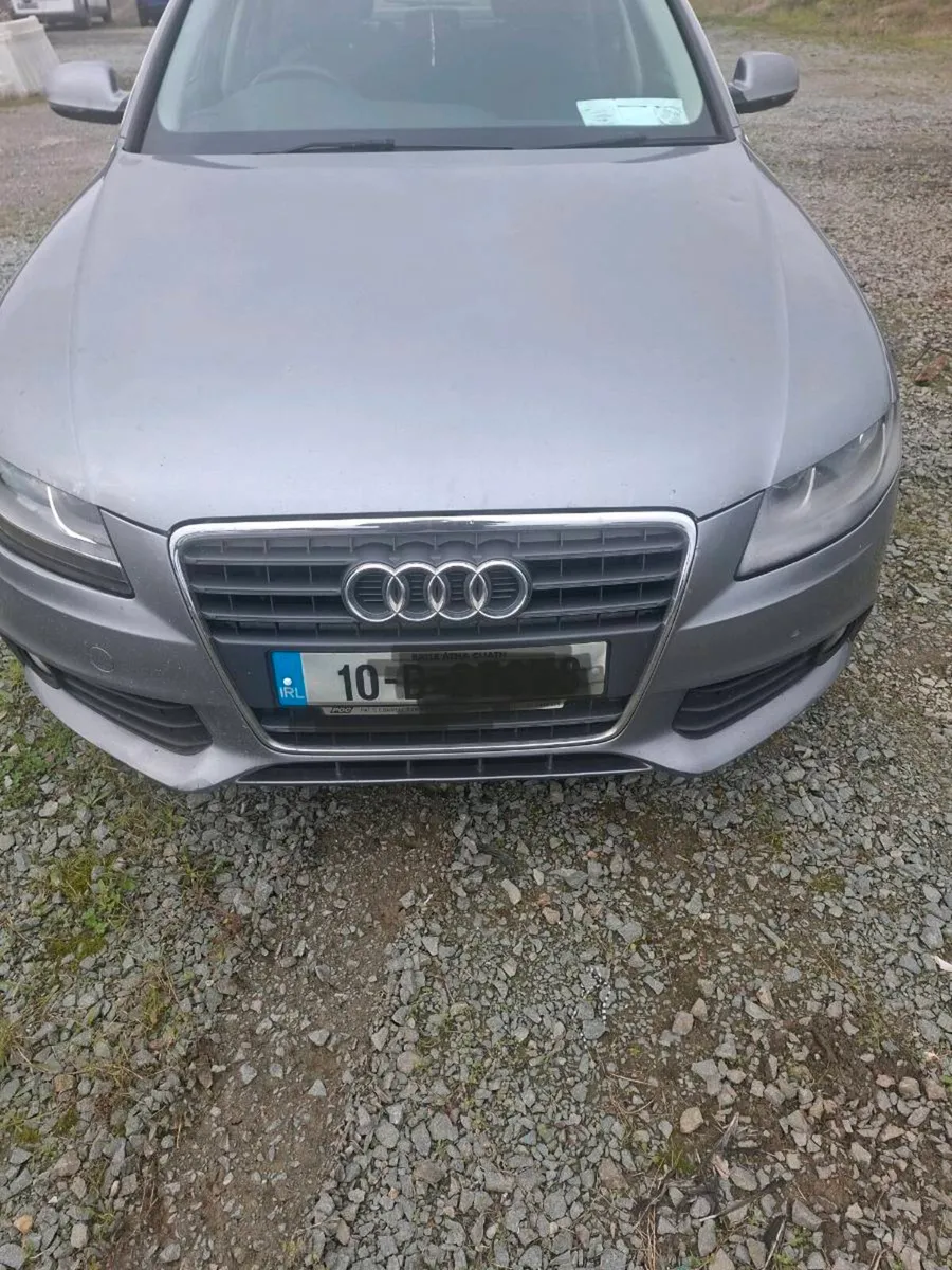 2010 audi a4 - Image 4