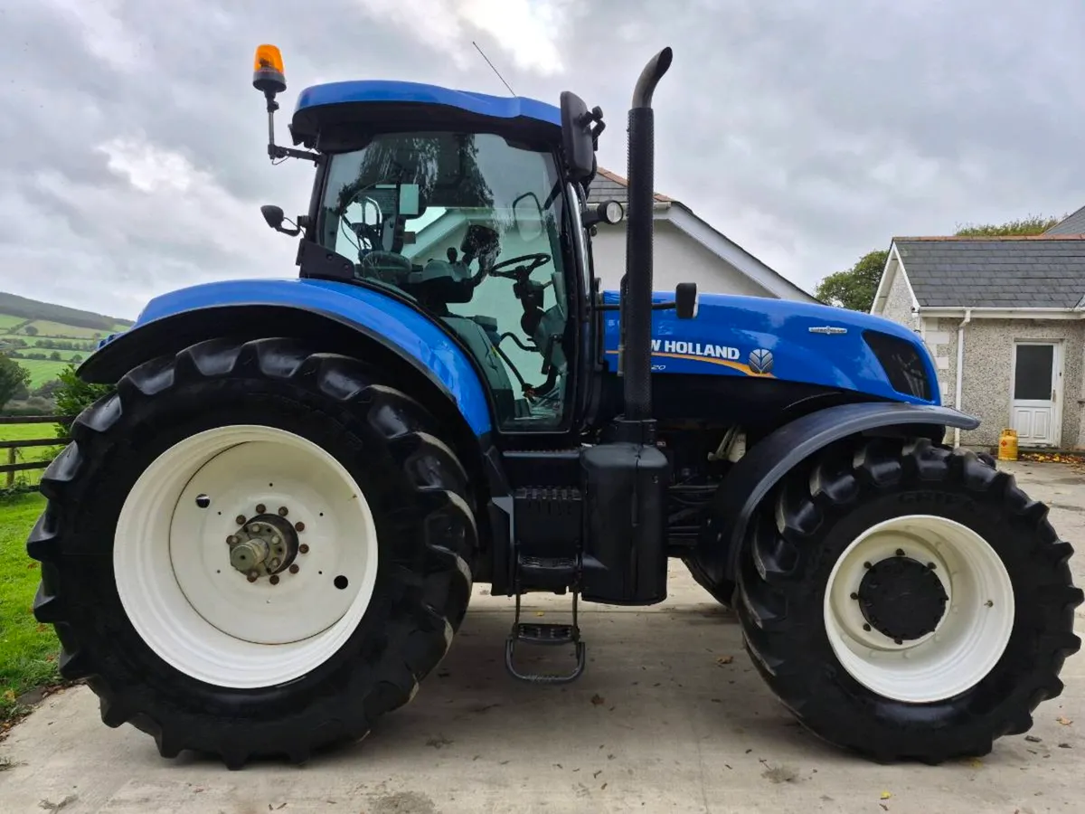 New Holland T7.220 autocommand 50k 2013 - Image 1