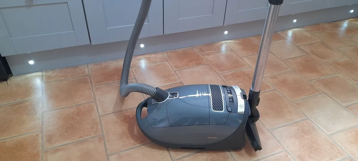 Miele vacuum/Hoover cleaner - Image 1
