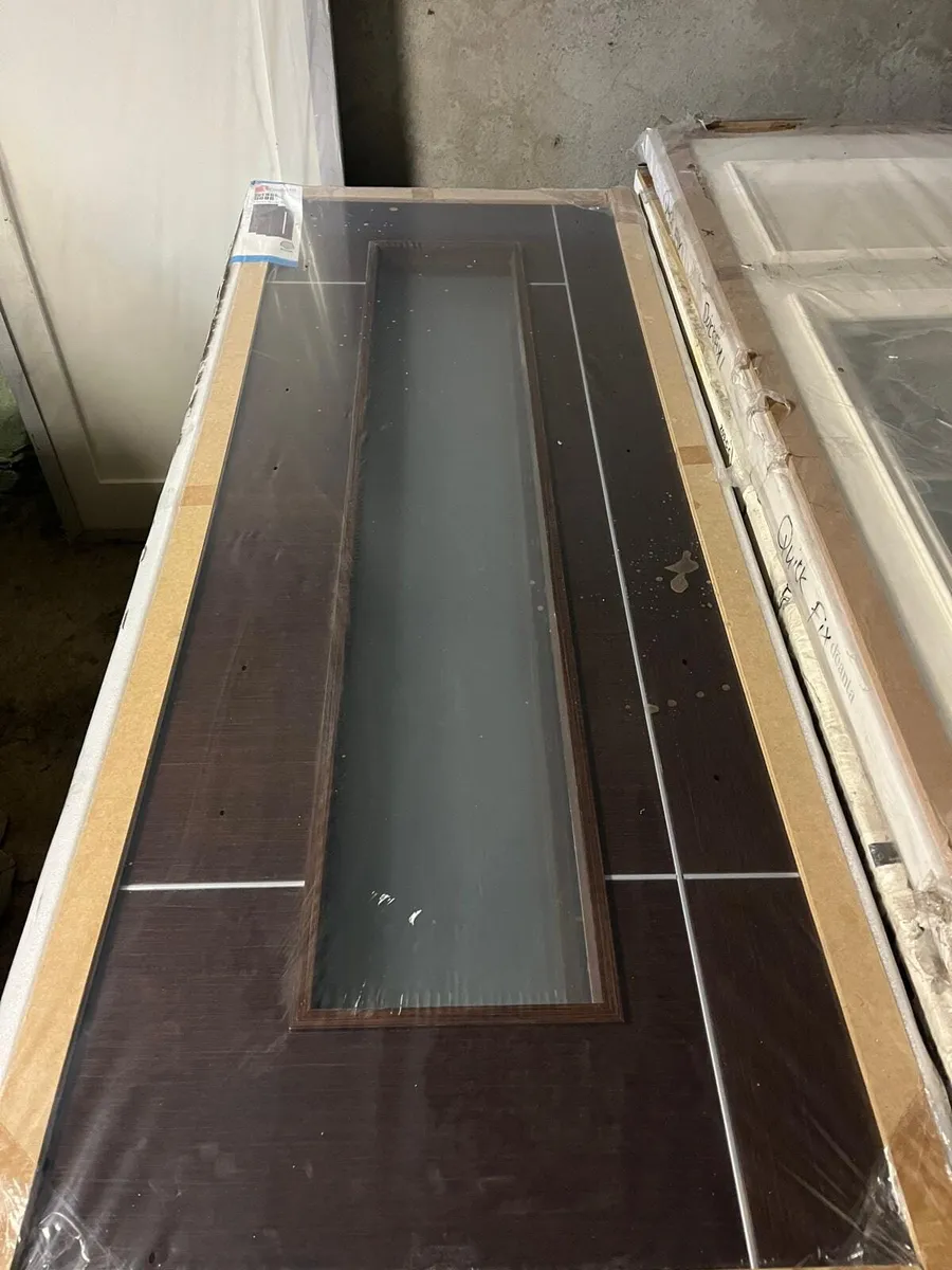 LARGE SELECTION OF BRAND NEW INTERNAL DOORS - Image 4