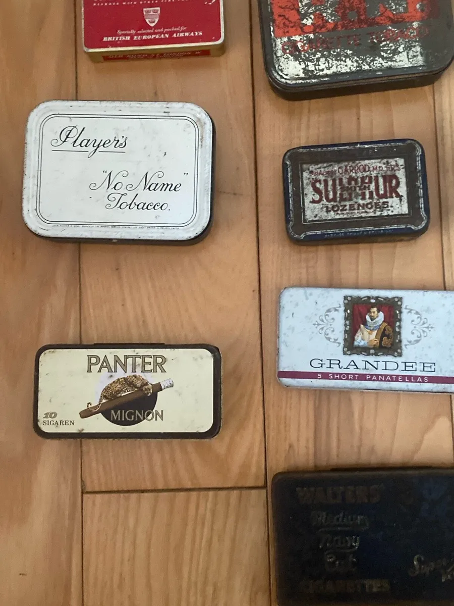 Pub memorabilia - Image 2