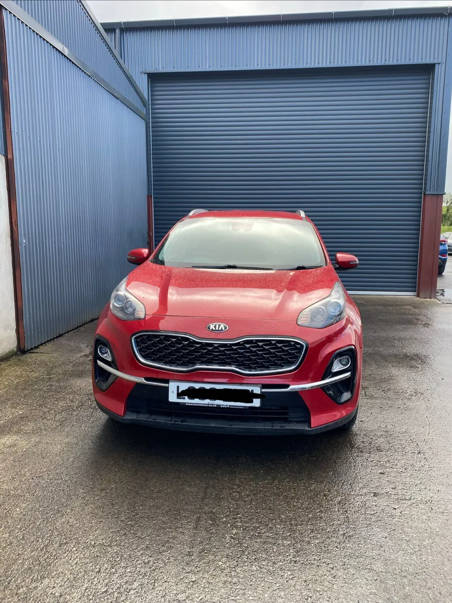 2020 Kia Sportage for breaking - Image 1