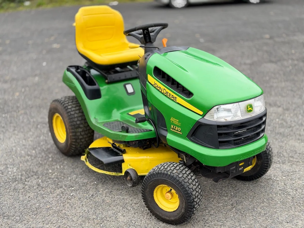 JohnDeere X120 RideOn 19.5Hp Hydrostatic - Image 2