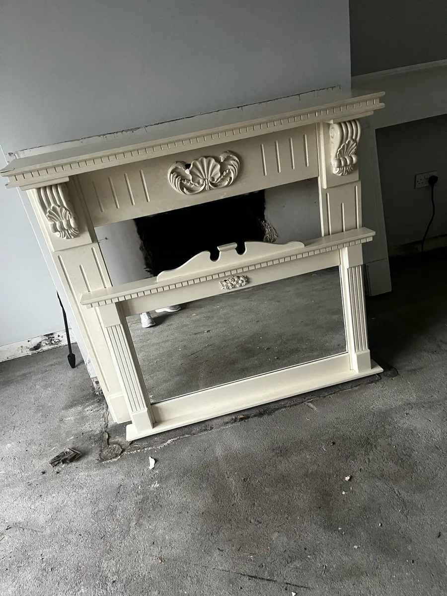 Mirror & fireplace surround - Image 1