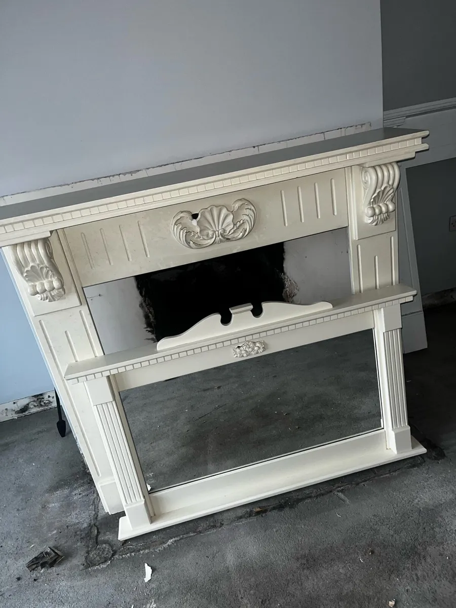 Mirror & fireplace surround - Image 3