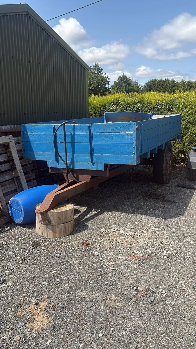 Tipping trailer - Image 1