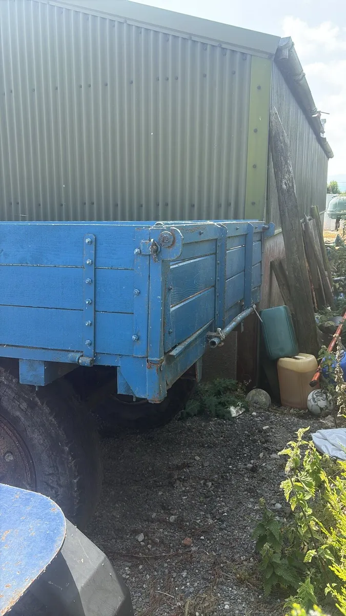 Tipping trailer - Image 2