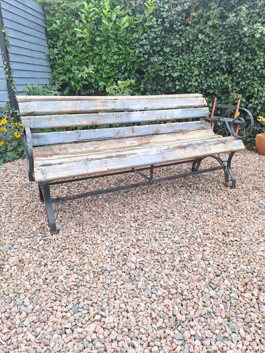 Garden bench FREE TO TAKE AWAY - Image 2
