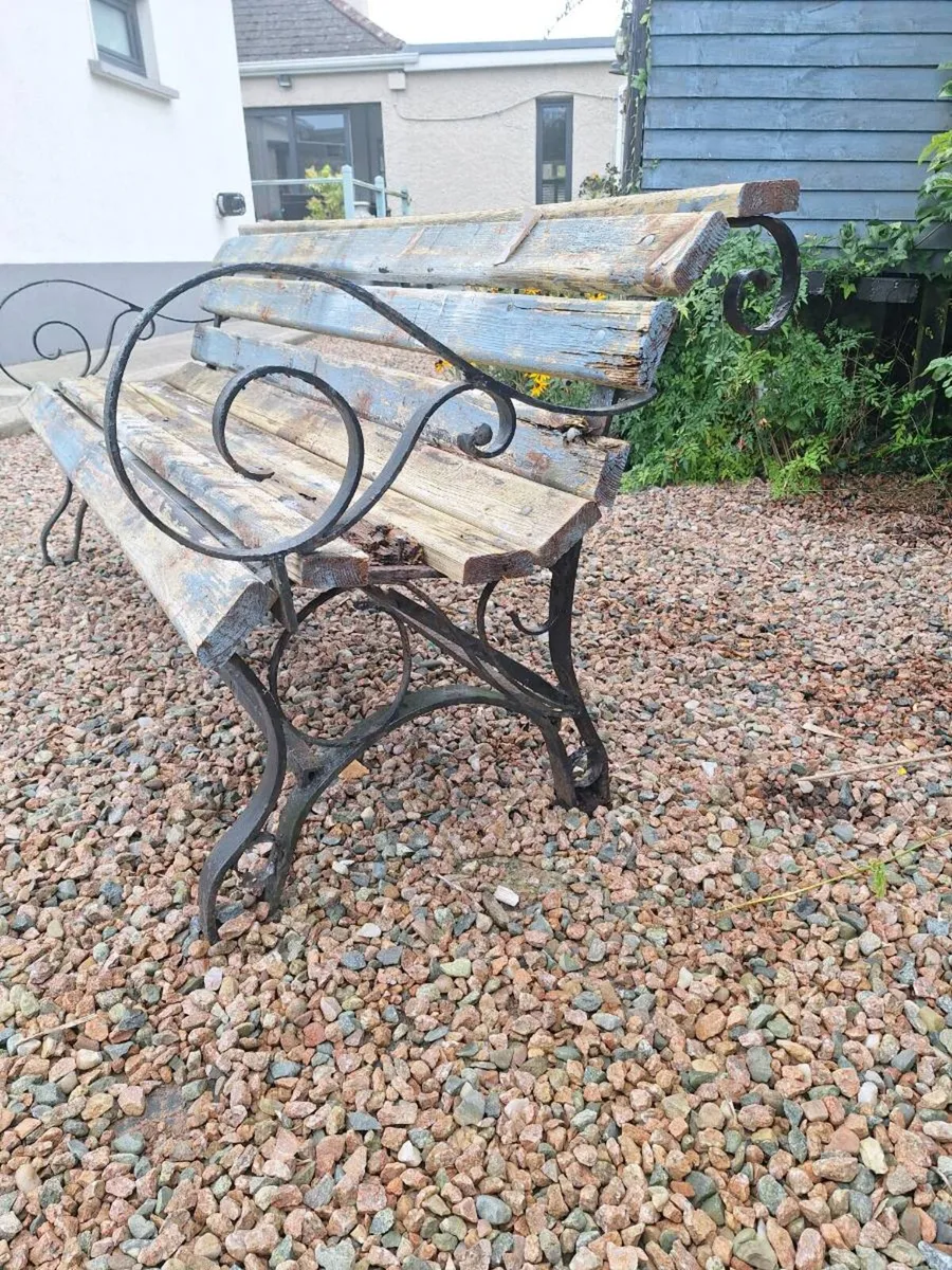 Garden bench FREE TO TAKE AWAY - Image 3