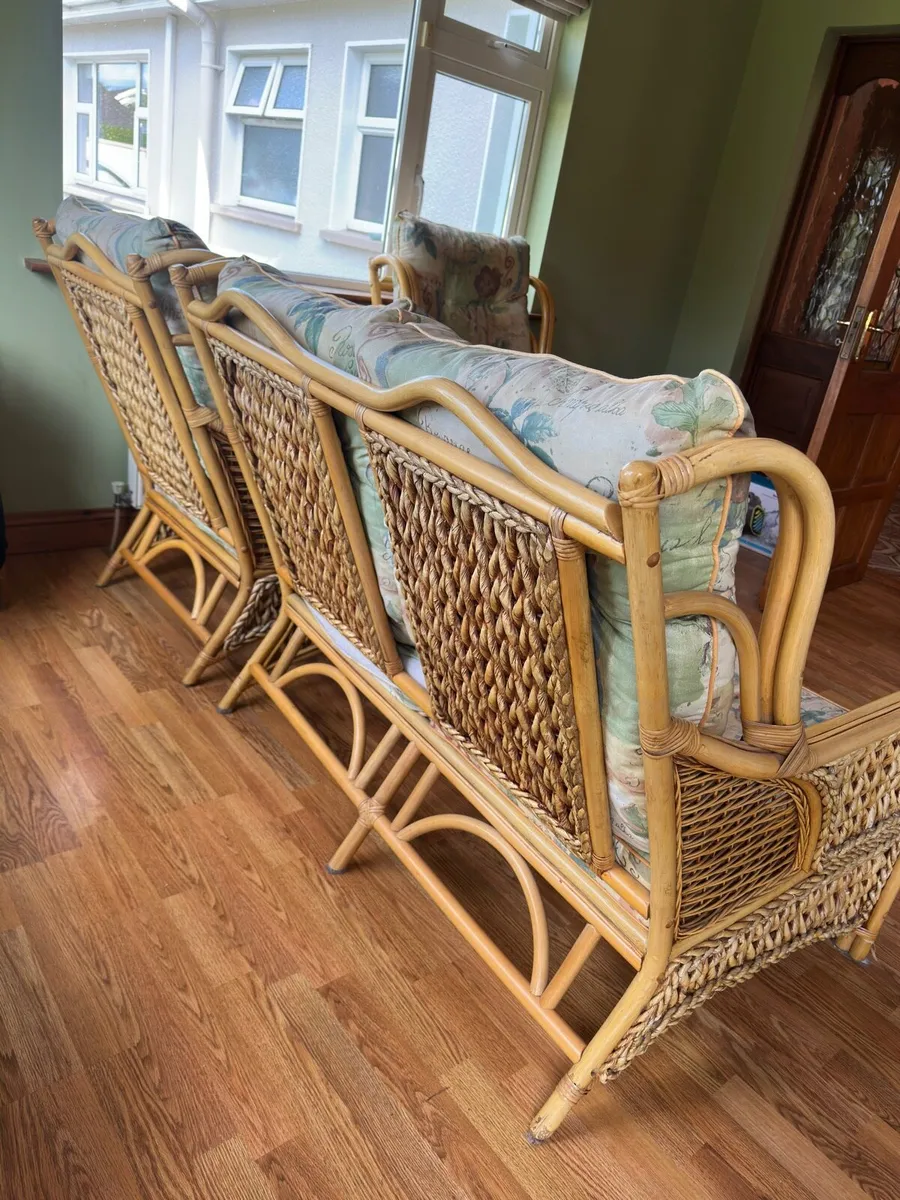 Wicker Furniture Set 2+1+1 - Image 2
