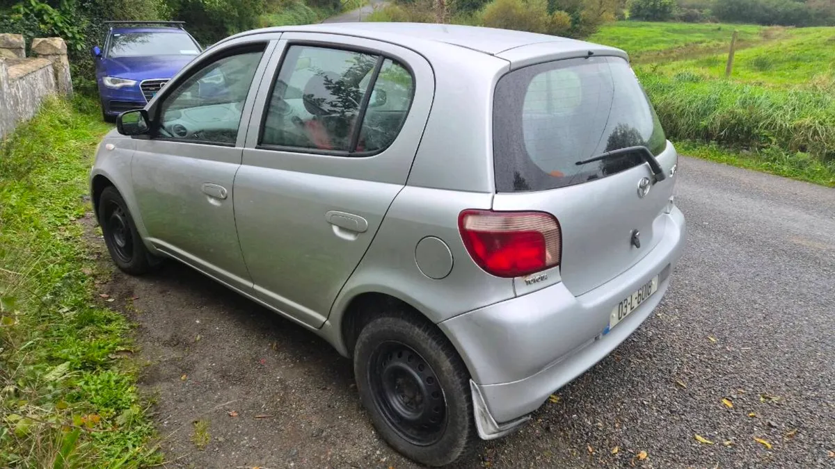 Toyota Yaris 1.3 VVTi Endurance Car - Image 4