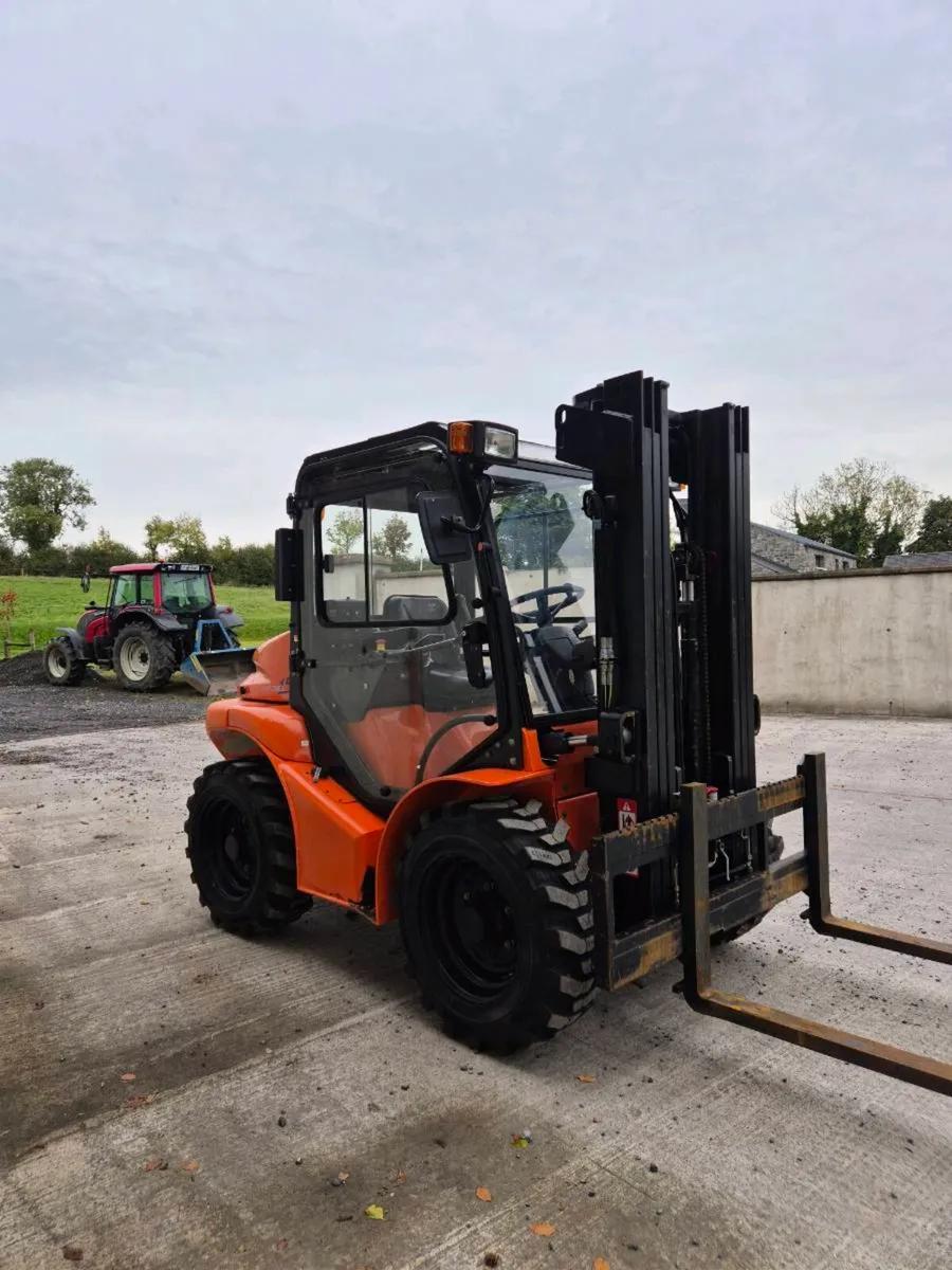 Mast Explorer 4x4 1.5 tonne diesel forklift - Image 4