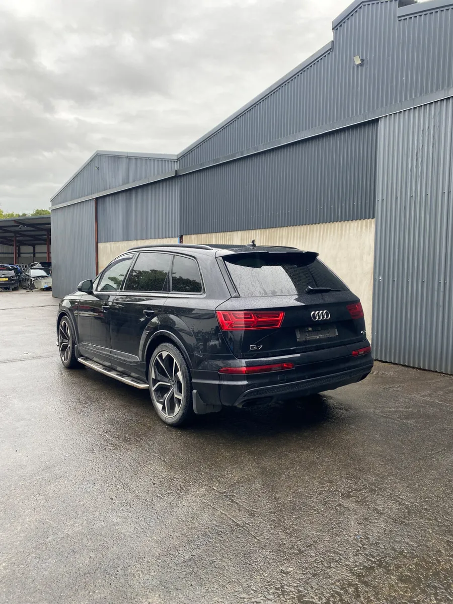 2019 Audi Q7 for Breaking - Image 2