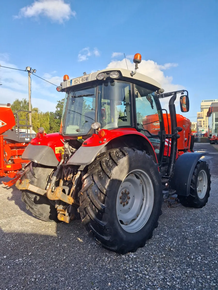 Massey Ferguson 5612 - Image 2