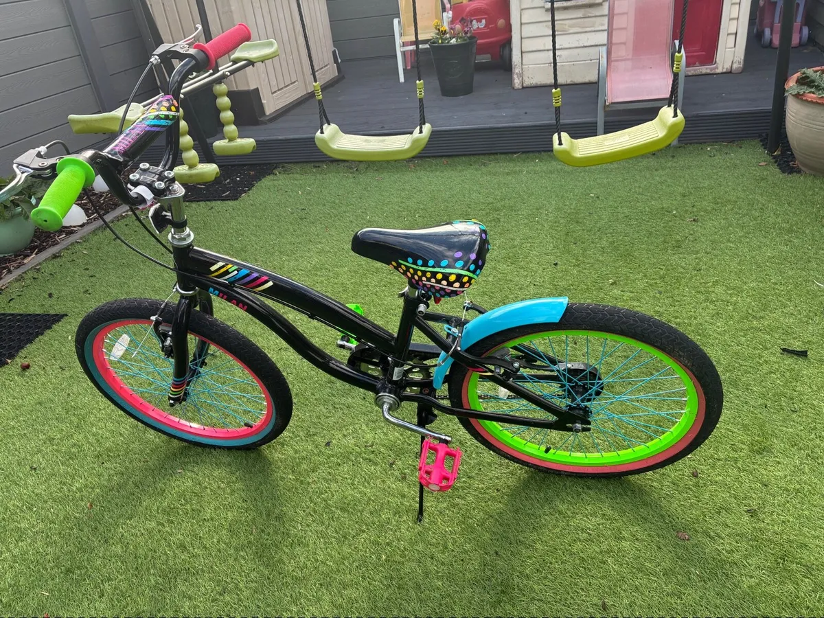 Girls bike