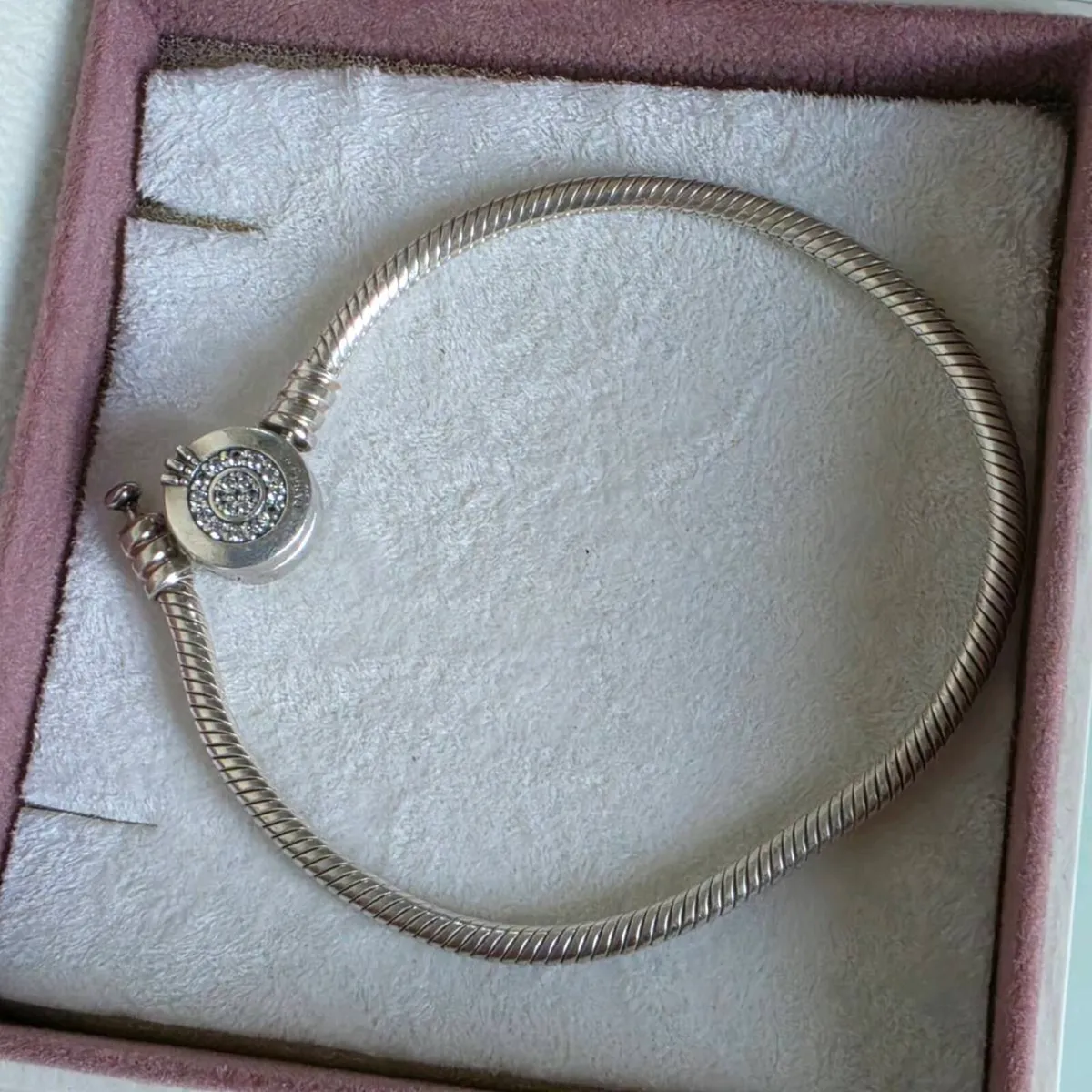 Pandora Moments sparkling crown O snake bracelet - Image 4